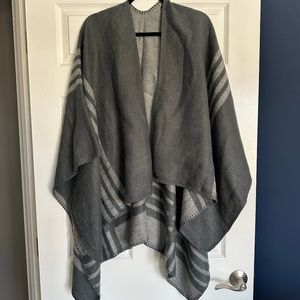 Women's Gray Open Front Poncho Wrap